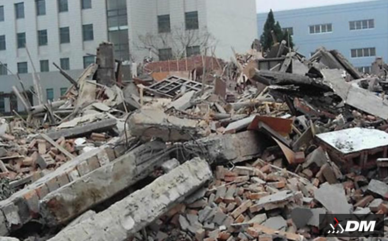 How to Select a Manufacturer of Construction Waste Treatment Equipment? Shanghai Dongmeng Mobile Crushing Station Realizes Waste Recycling